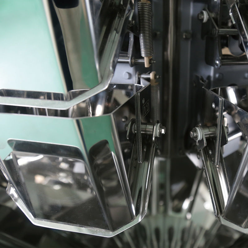 آلية كاملة عالية السرعة النيتروجين الشكل الرأسي ملء الختم كيس وجبة خفيفة الغذاء الوزن النفخات الغذاء الكريات حزمة آلة