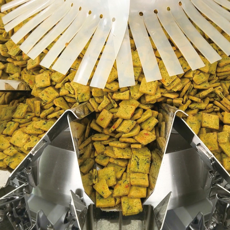 عالية الجودة العمودية الآلية الكمية الجسيمات وجبة خفيفة الغذاء الختم ملء التعبئة وتعبئة VFFS وزنها وتعبئة آلة