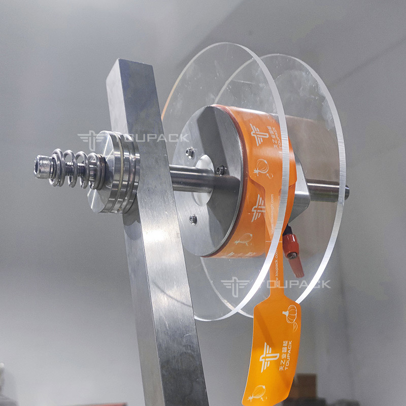 آلة تعبئة شبكية شبه أوتوماتيكية للفول السوداني والبرتقال والفواكه والخضروات والبطاطس والثوم والبصل